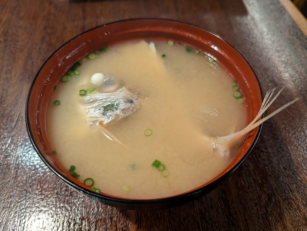 ノドグロの味噌汁