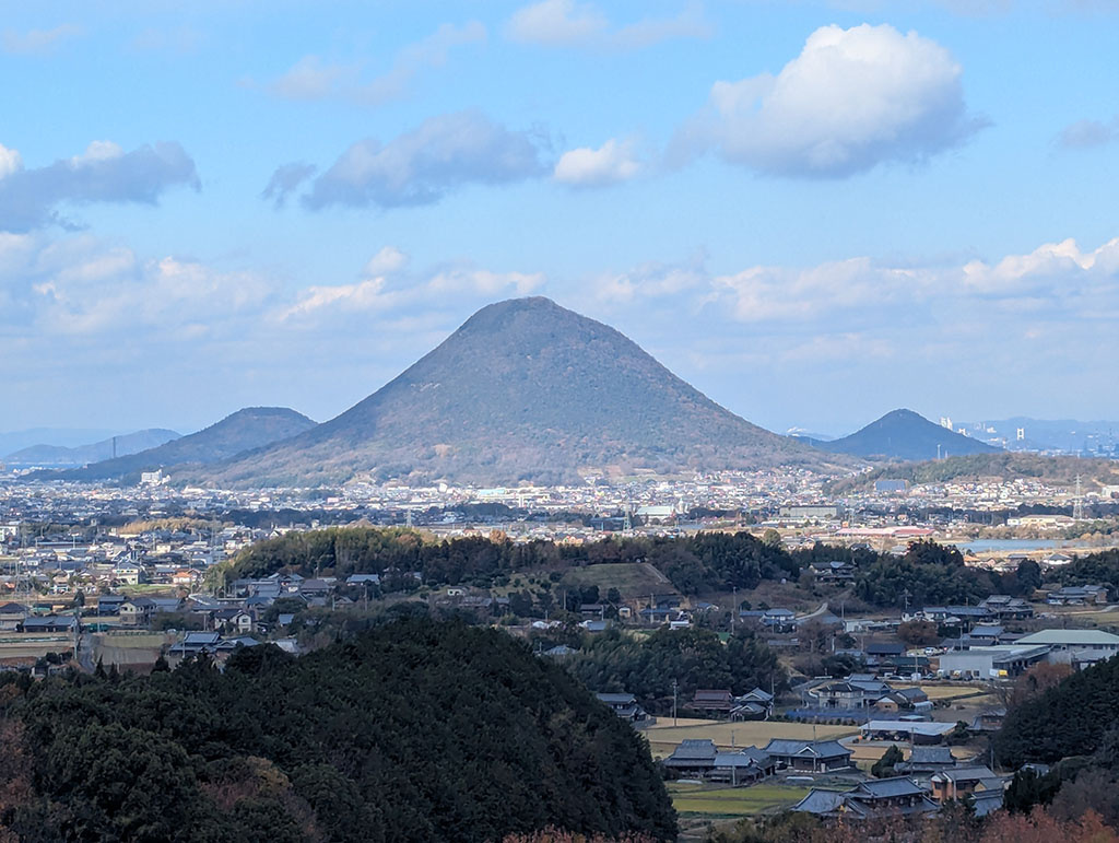 レオマワールドからみる讃岐富士