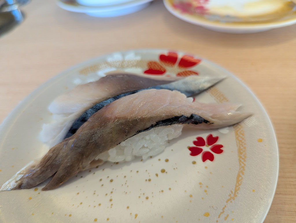 魚まるの寿司さば