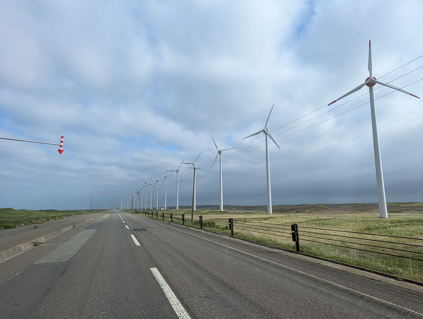 オトンルイ風力発電機の群れ