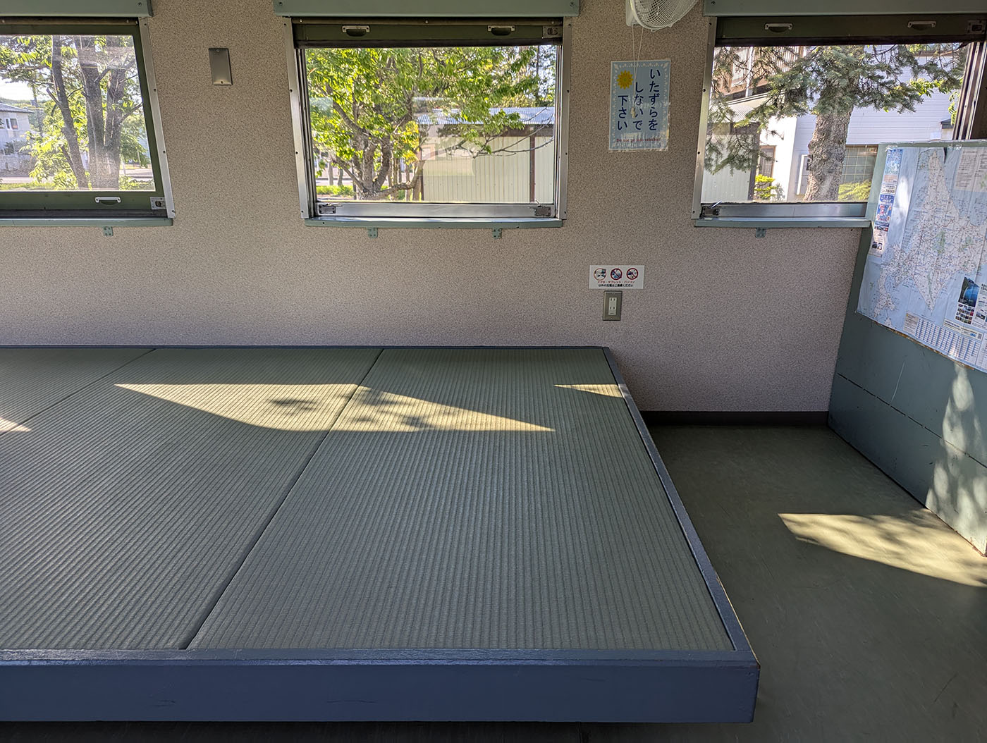 列車で泊まれる