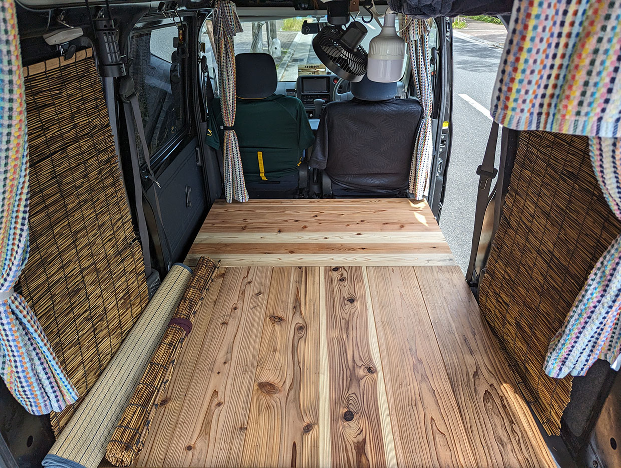 ハイゼットカーゴ荷台のフラット化