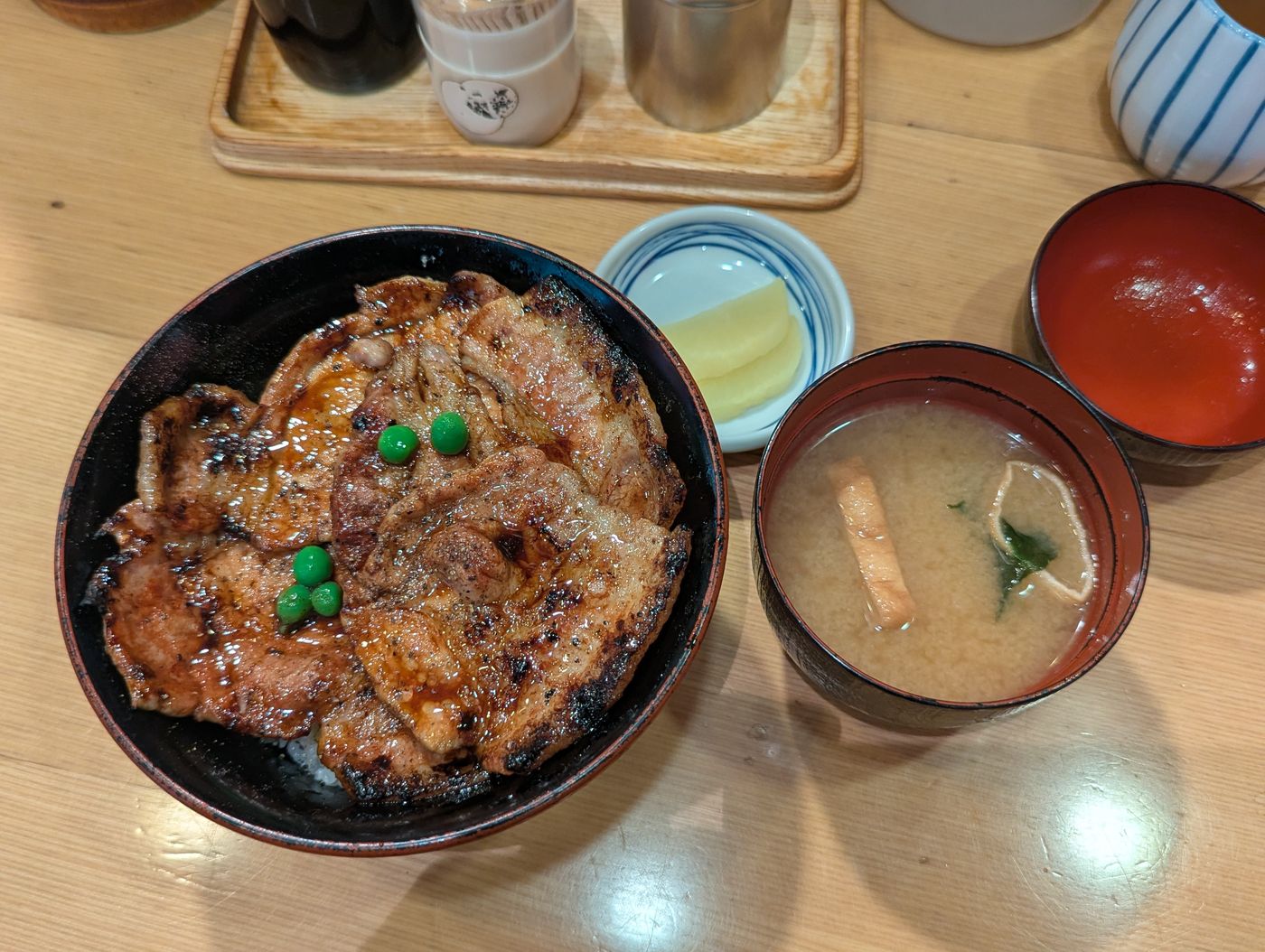 ぶたはげの豚丼