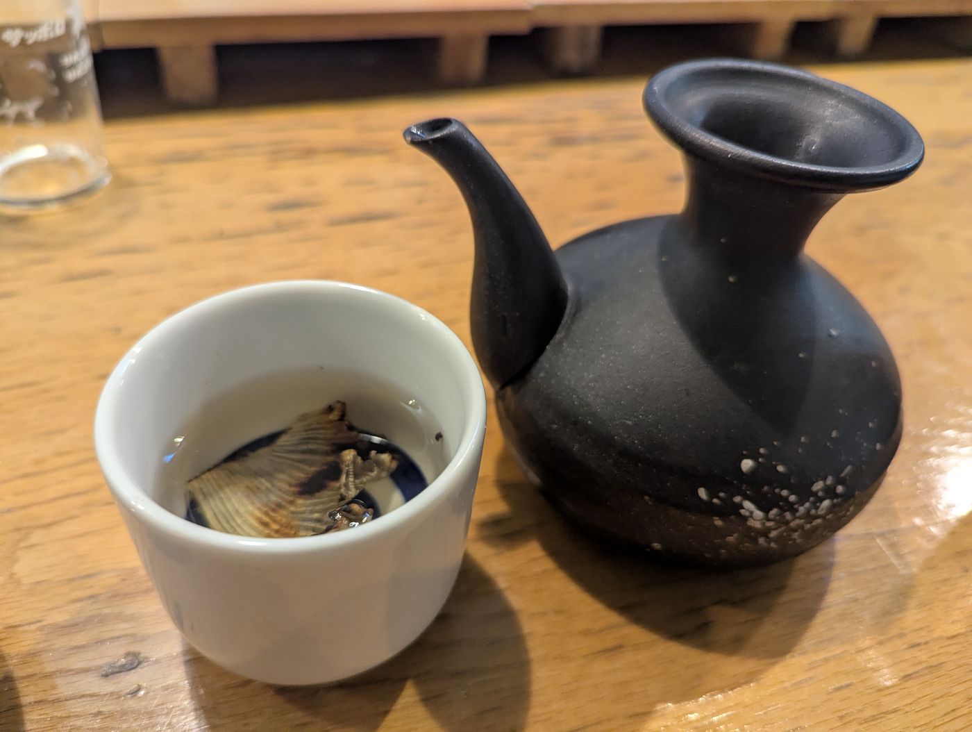 チョウザメのヒレ酒